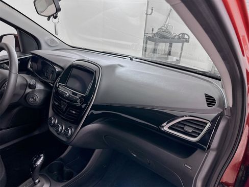 Used 2022 Chevrolet Spark LT image 28