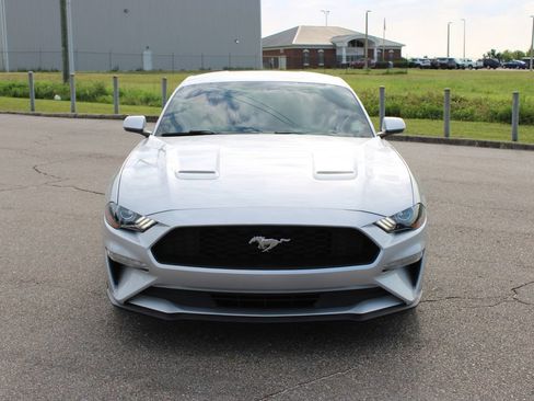 Used 2019 Ford Mustang Coupe w/ Equipment Group 101A RWD image 4