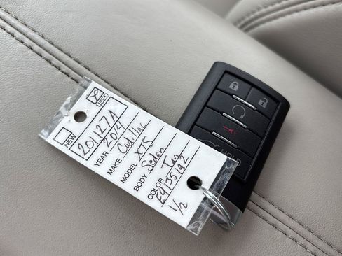 Used 2014 Cadillac XTS Platinum AWD/4WD image 34