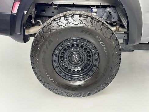 Used 2025 Ford F150 Raptor w/ Equipment Group 803A Raptor R AWD/4WD image 33