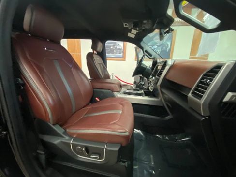 Used 2018 Ford F150 Platinum RWD image 15