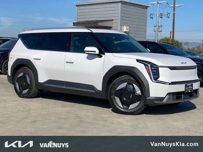 New 2026 Kia EV9 Wind