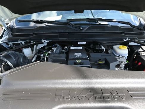 Used 2024 RAM 2500 Big Horn AWD/4WD image 15
