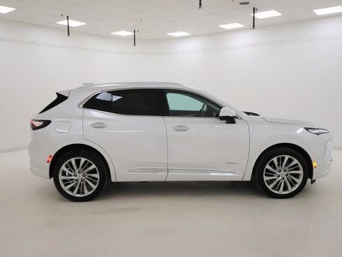 Used 2024 Buick Envision Avenir image 2