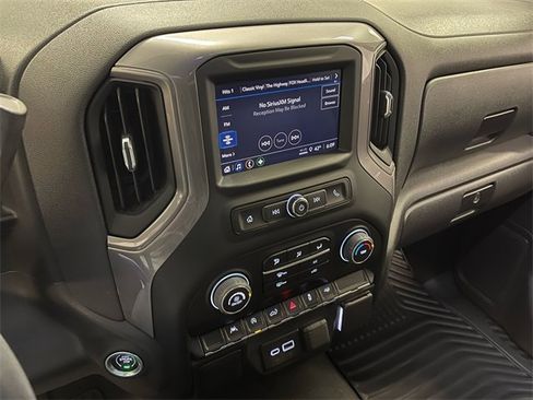 Used 2023 Chevrolet Silverado 1500 Custom image 20