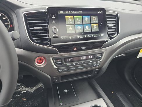 New 2025 Honda Ridgeline RTL image 31