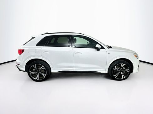 Used 2023 Audi Q3 2.0T Premium Plus w/ Premium Plus Package AWD/4WD image 10