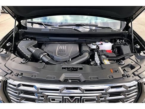 New 2026 GMC Acadia Denali Ultimate image 12