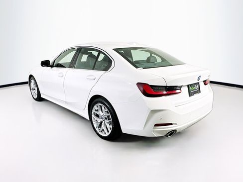 Used 2025 BMW 330i Sedan image 5