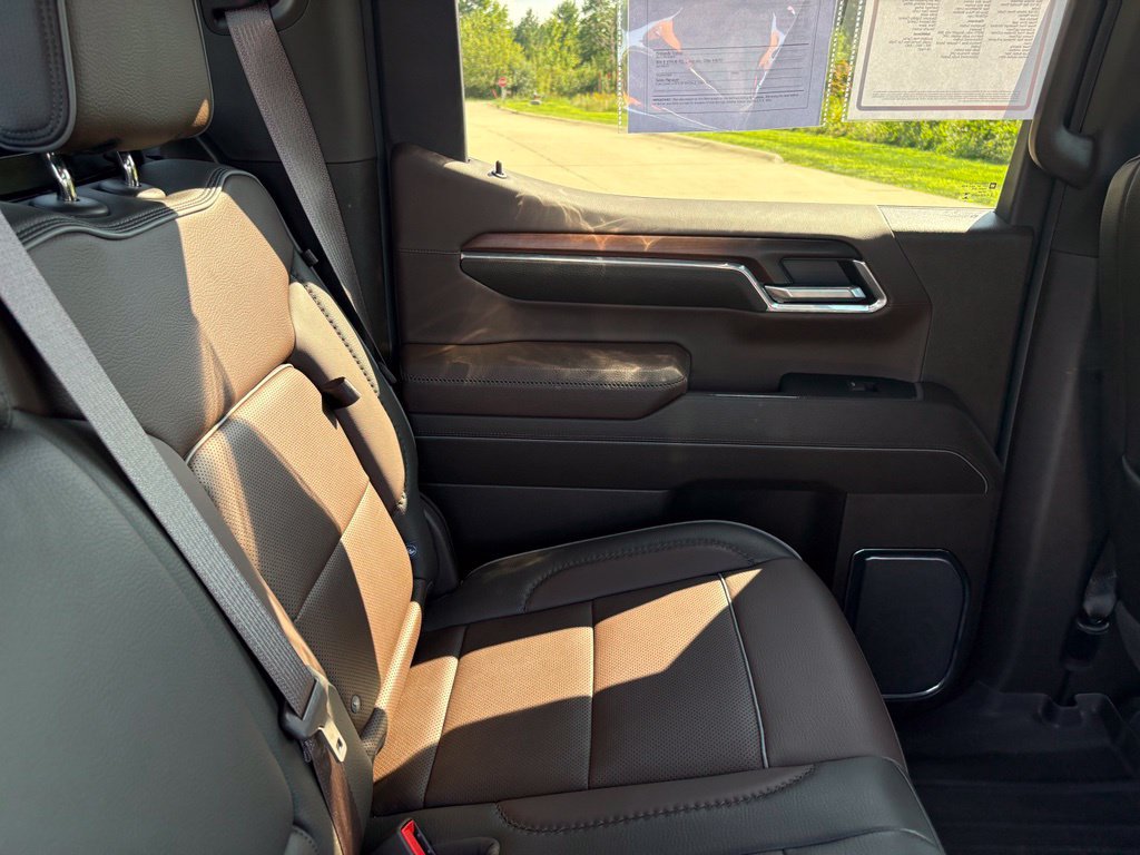 Used 2024 GMC Sierra 1500 Denali AWD/4WD image 54