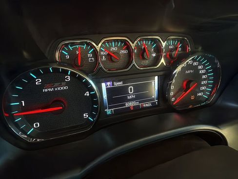 Used 2019 Chevrolet Silverado 2500 LTZ w/ Duramax Plus Package image 10