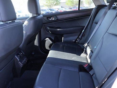 Used 2019 Subaru Outback 2.5i Limited image 17