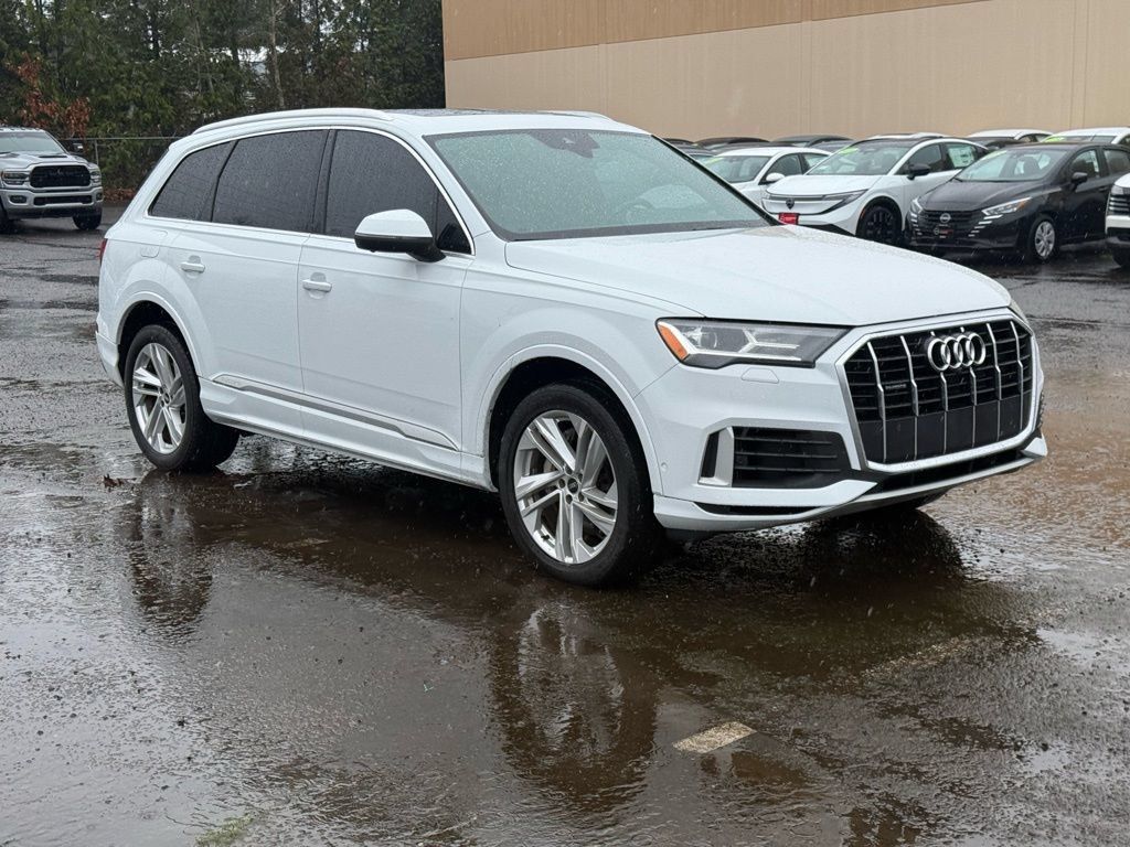 Used 2021 Audi Q7 3.0T Premium w/ Convenience Package AWD/4WD image 1