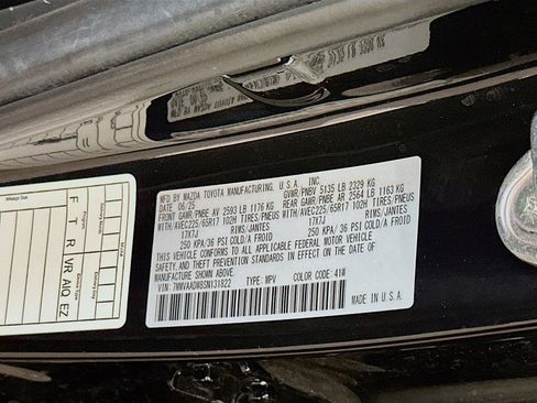 Used 2025 MAZDA CX-50 AWD 2.5 Hybrid w/ Premium Pkg image 12