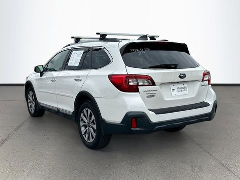 Used 2018 Subaru Outback 2.5i Touring w/ Popular Package #3 image 5
