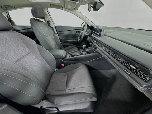Used 2023 Honda Accord EX image 36