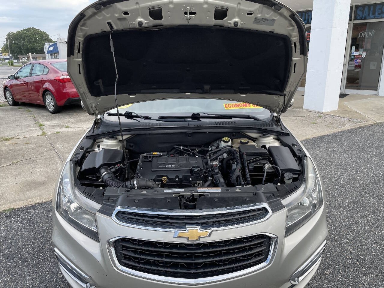 Used 2016 Chevrolet Cruze LT FWD image 24