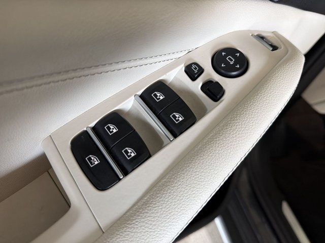 Used 2019 BMW X5 xDrive40i w/ Convenience Package AWD/4WD image 9