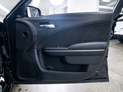 Used 2016 Dodge Charger R/T image 22
