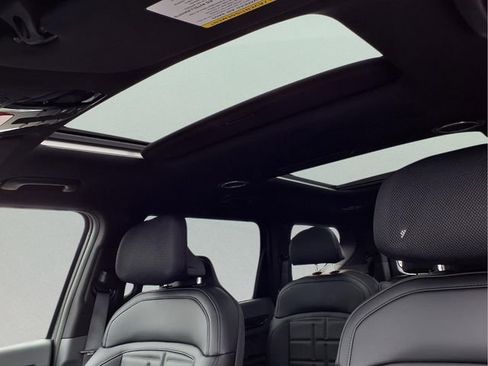 New 2026 Kia EV9 Land image 19