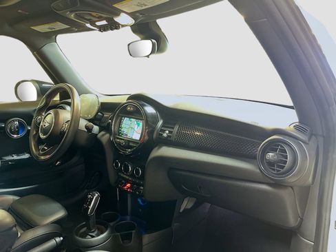 Used 2021 MINI Cooper S w/ 6.5" Touchscreen Package FWD image 29