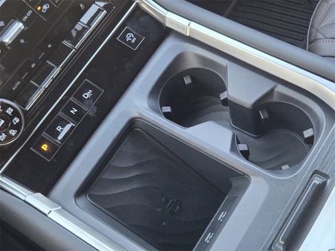 New 2025 Nissan Armada Platinum w/ Convenience Package image 17