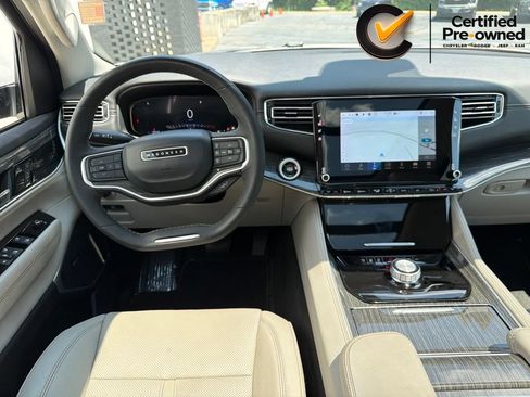 Certified 2022 Jeep Wagoneer Series II w/ Premium Group I RWD image 5