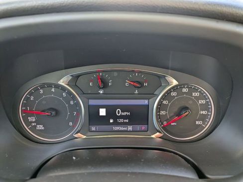 Used 2023 GMC Acadia SLT w/ Preferred Package image 18