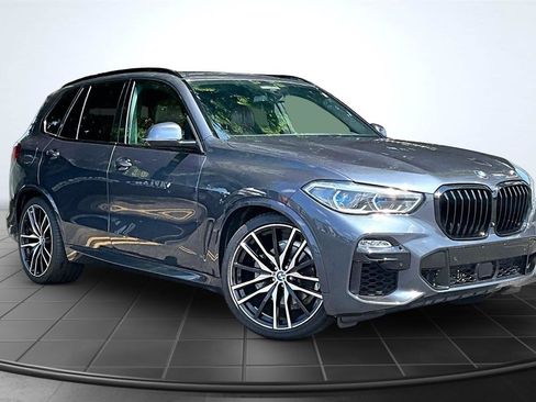Used 2019 BMW X5 xDrive40i w/ M Sport Package AWD/4WD image 3