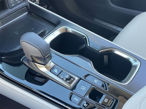 Used 2025 Lexus NX 300h AWD w/ Luxury Package image 29