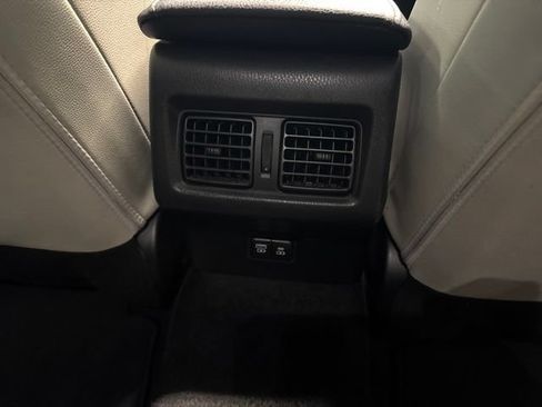 Used 2025 Toyota Camry XLE w/ Premium Plus Package FWD image 19