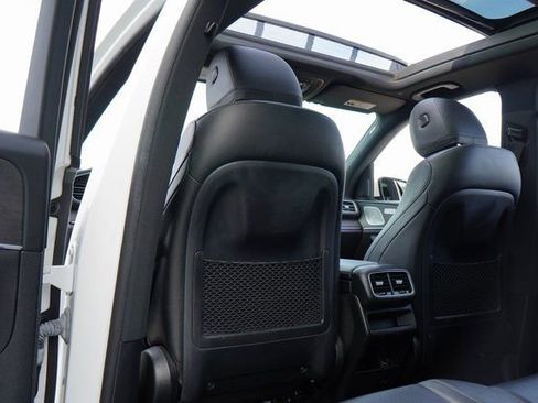 Used 2022 Mercedes-Benz GLE 350 4MATIC w/ Premium Package image 30