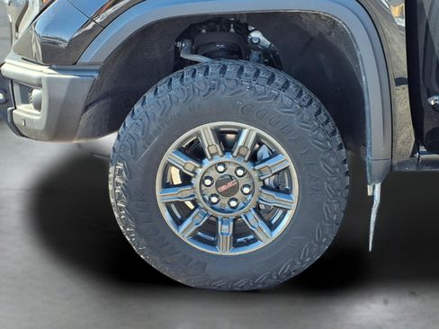 Used 2024 GMC Sierra 1500 AT4X image 24