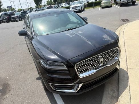 Used 2019 Lincoln Nautilus Reserve AWD/4WD image 5