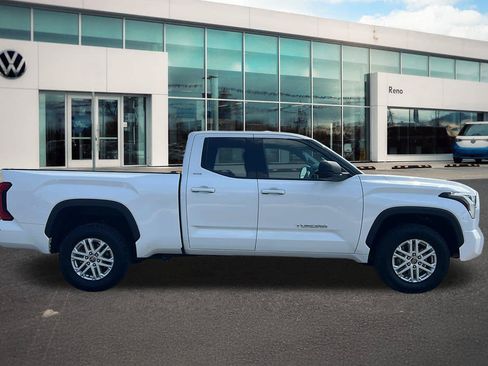 Used 2022 Toyota Tundra SR5 w/ SR5 Premium Package AWD/4WD image 4