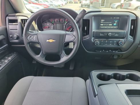 Used 2018 Chevrolet Silverado 1500 Custom w/ Custom Convenience Package RWD image 12