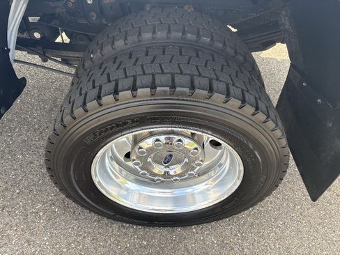 Used 2021 Ford F450 XL w/ STX Appearance Package image 12