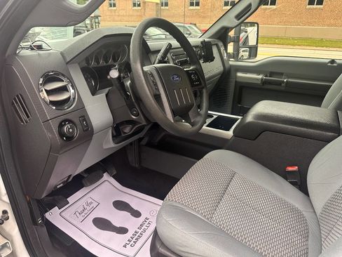 Used 2016 Ford F250 XLT w/ XLT Value Package image 12