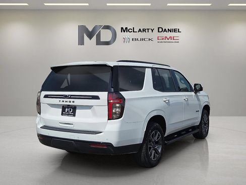 Used 2023 Chevrolet Tahoe Z71 w/ Luxury Package AWD/4WD image 14
