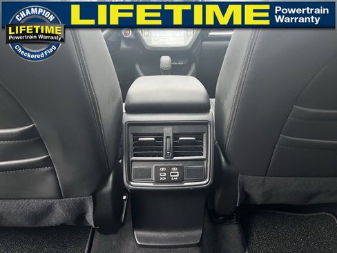Used 2025 Subaru Forester Premium image 24