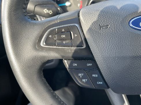 Used 2018 Ford Escape SEL AWD/4WD image 12