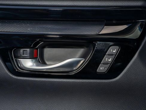 Used 2024 Honda CR-V EX-L image 30