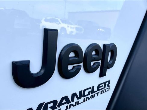Used 2019 Jeep Wrangler Unlimited Sport AWD/4WD image 29