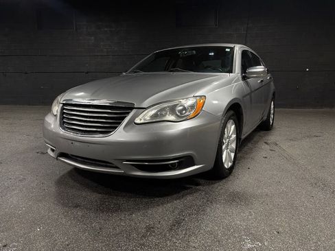 Used 2014 Chrysler 200 Limited w/ Sun/Sound Group image 1
