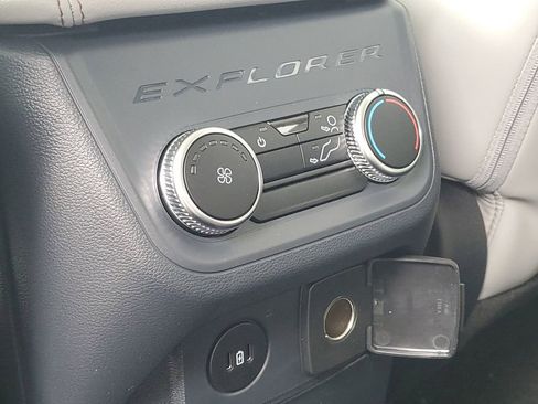 New 2026 Ford Explorer Active image 29