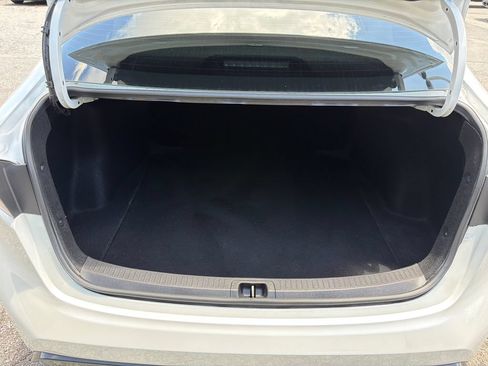 Used 2023 Toyota Corolla SE FWD image 18