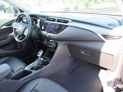 Used 2023 Buick Encore GX Essence w/ Experience Buick Package image 10