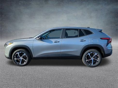 Used 2024 Chevrolet Trax RS w/ Driver Confidence Package image 6