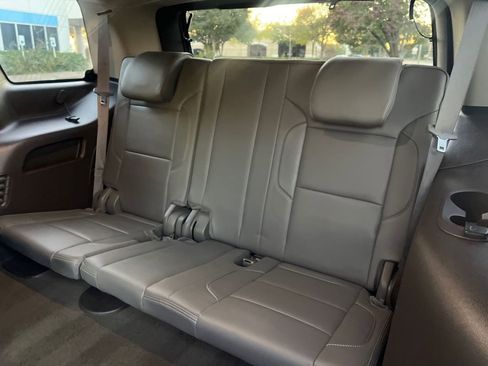 Used 2015 GMC Yukon Denali w/ Premium Package image 18