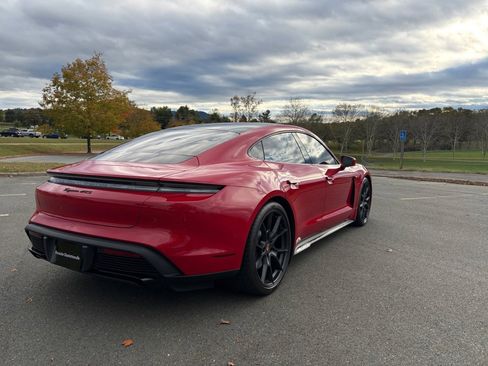 New 2025 Porsche Taycan GTS image 7